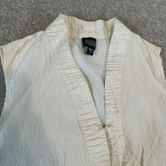 Sold - Picture 2 of 8